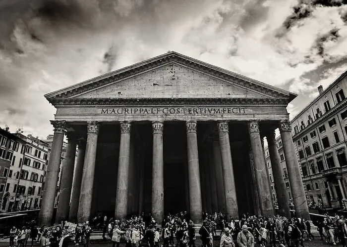 Pantheon 2 - Large In The Hearth Of A * Roma